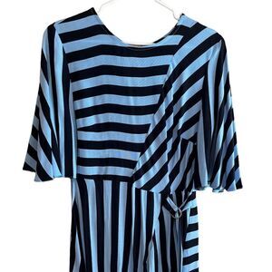 TOP Shop Flutter Sleeve Dress EUC
